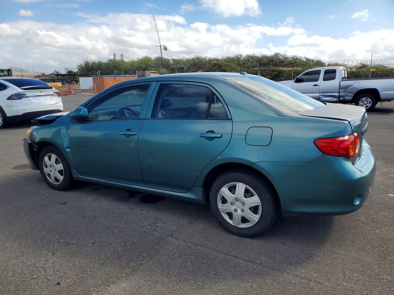 2010 TOYOTA COROLLA BASE photo 3