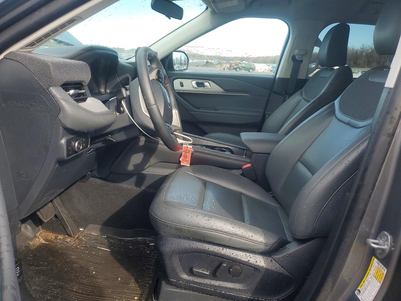 2025 FORD EXPLORER ACTIVE photo 19