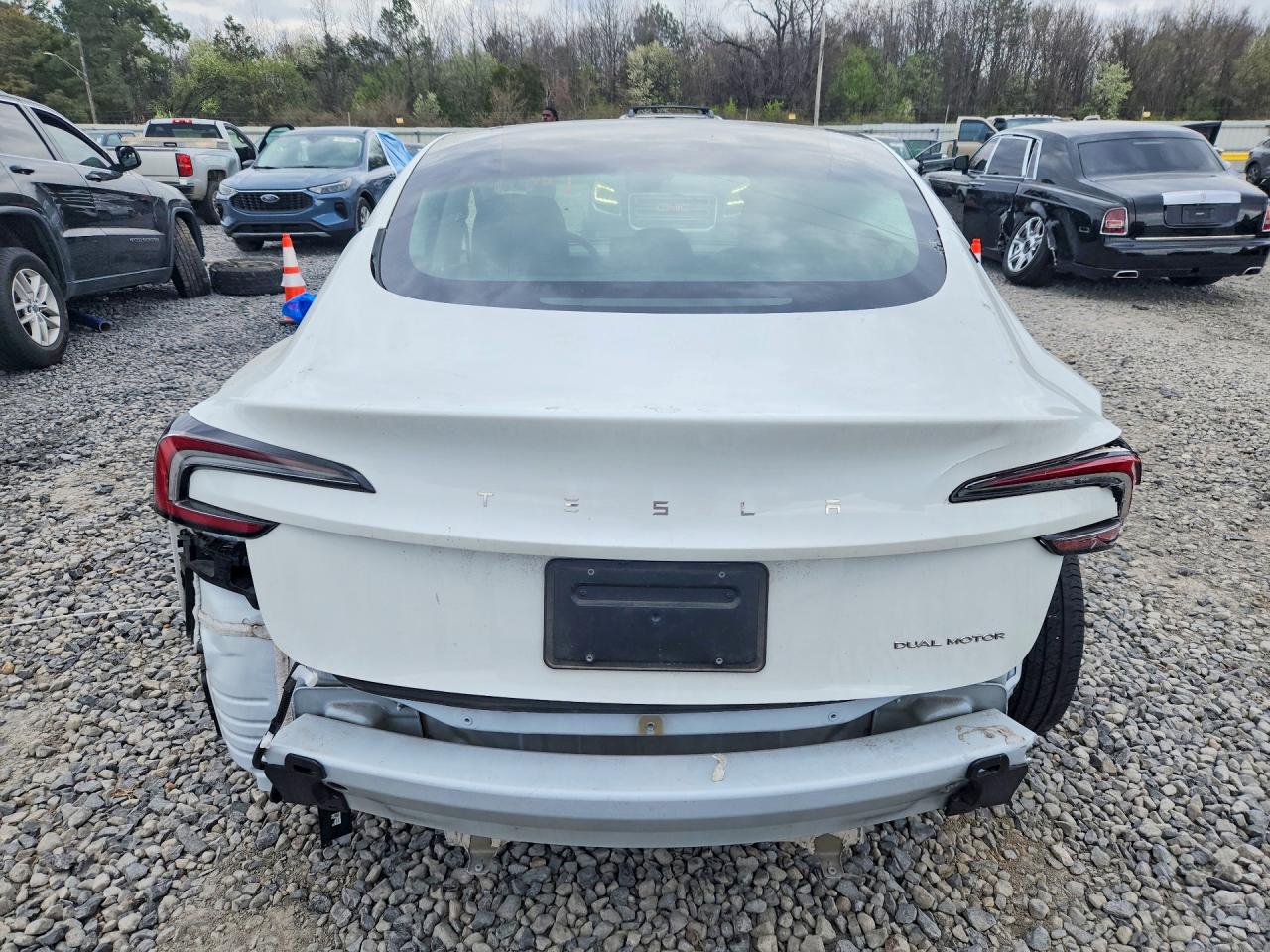 2024 TESLA MODEL 3 photo 6