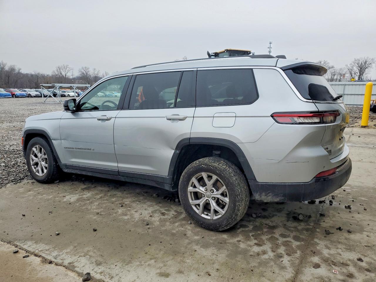 2022 JEEP GRAND CHEROKEE L LIMITED photo 4