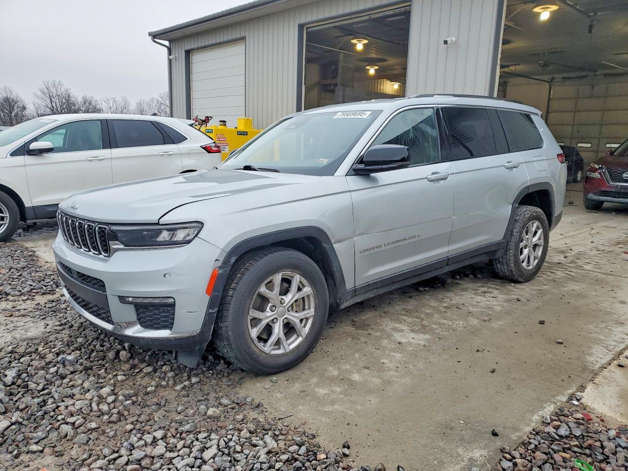 2022 JEEP GRAND CHEROKEE