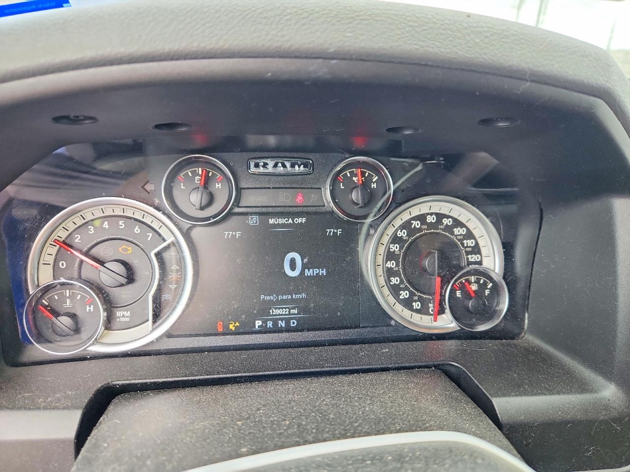 2018 RAM 1500 SLT photo 17