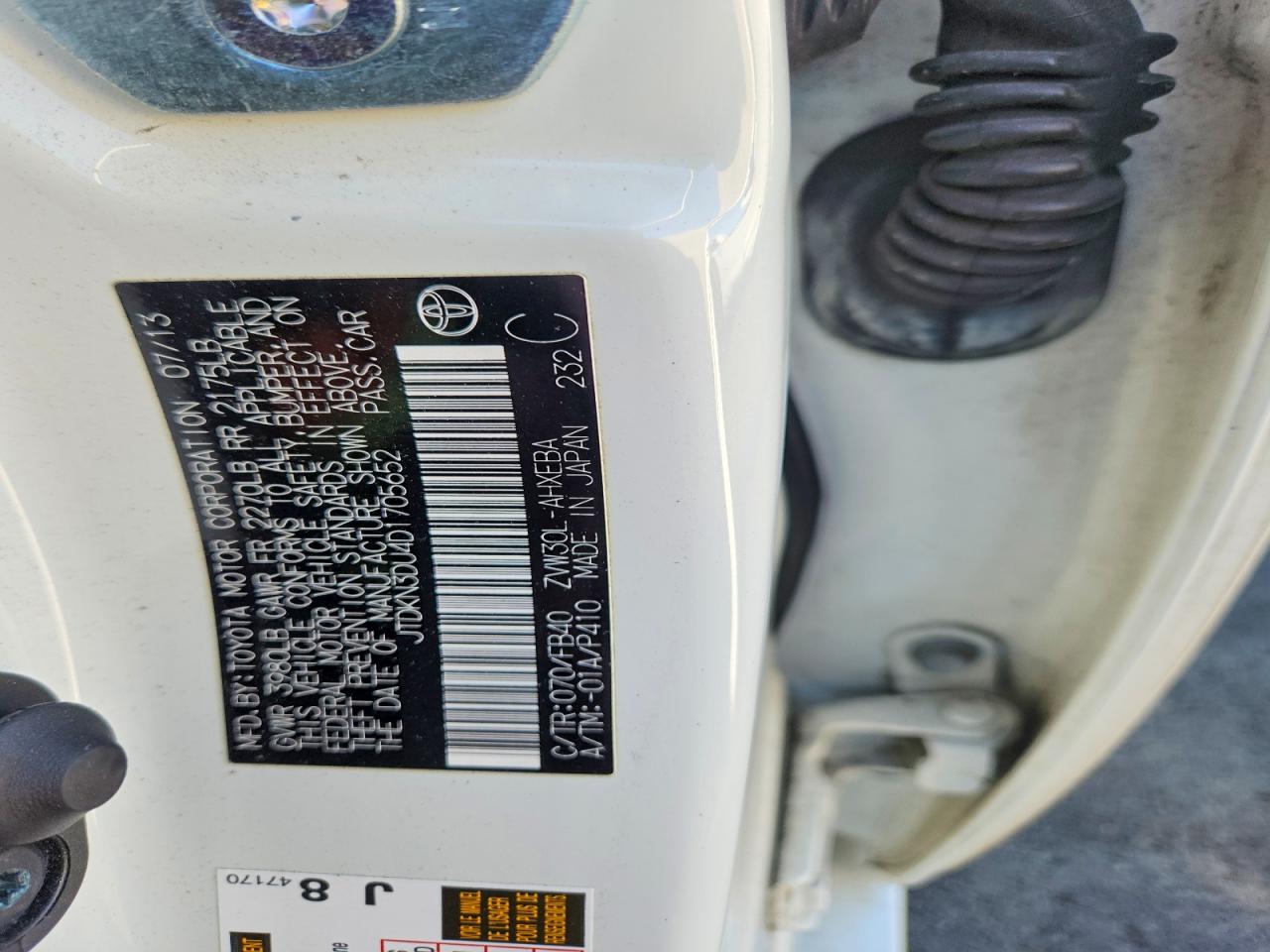 2013 TOYOTA PRIUS THREE photo 34