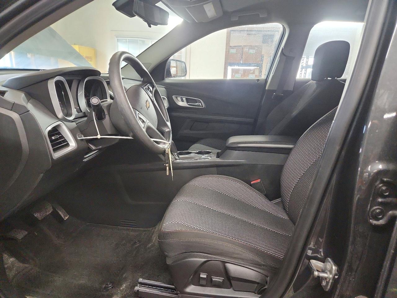 2017 CHEVROLET EQUINOX LS photo 7