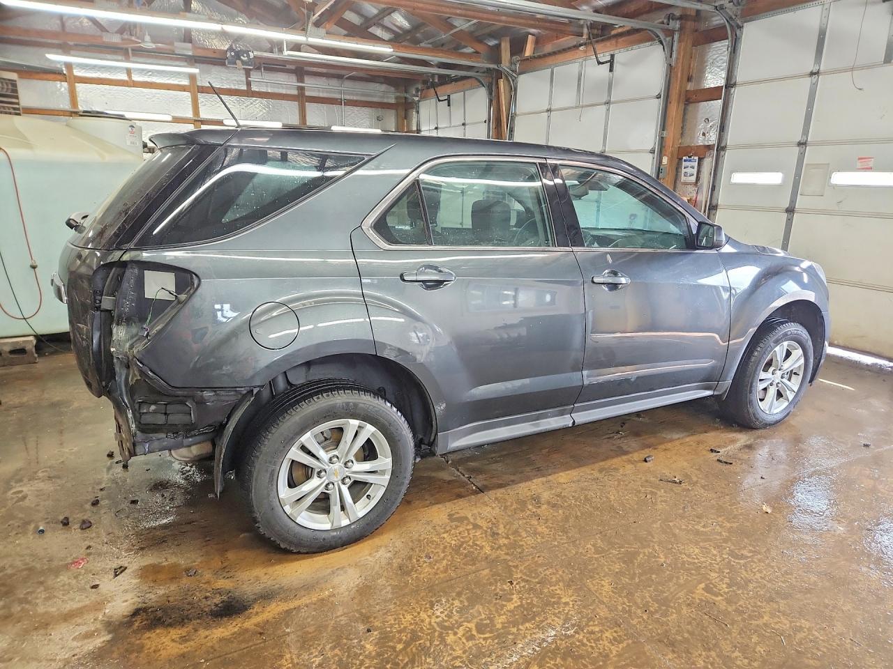 2017 CHEVROLET EQUINOX LS photo 3