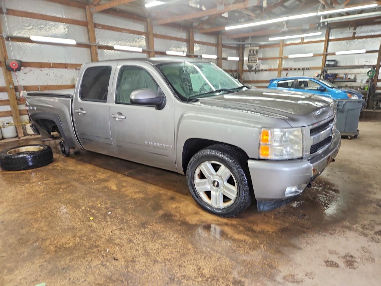 2007 CHEVROLET SILVERADO K1500 CREW CAB photo 4