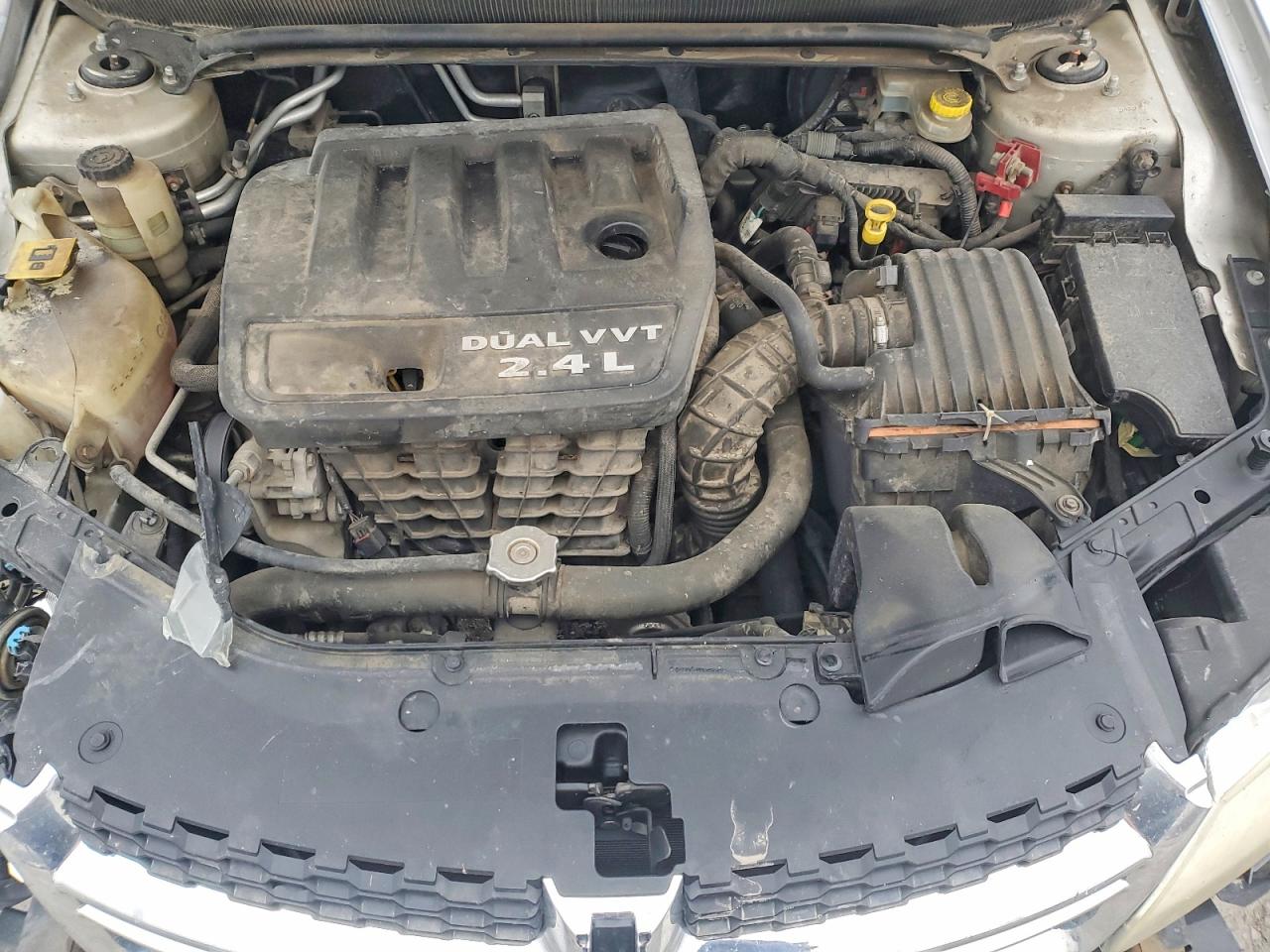 2012 DODGE AVENGER SE photo 11