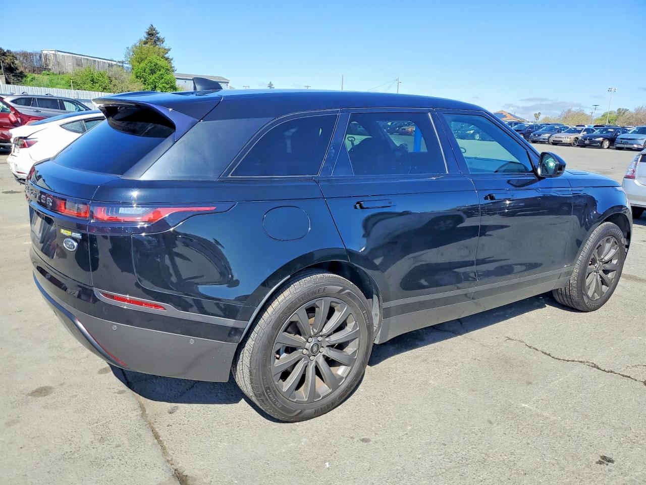2018 LAND ROVER RANGE ROVER VELAR R-DYNAMIC SE photo 3