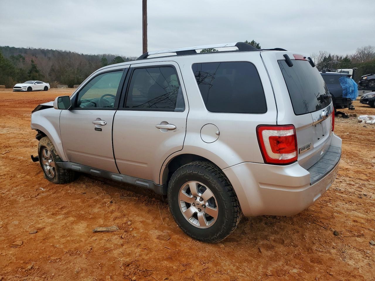 2011 FORD ESCAPE LIMITED photo 4