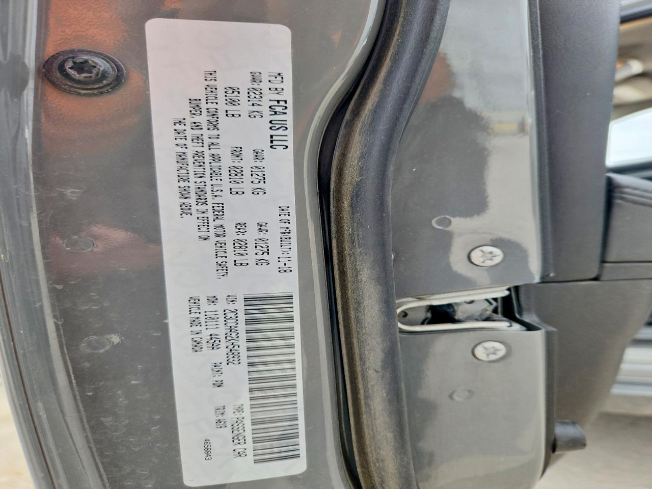2019 CHRYSLER 300 TOURING photo 12