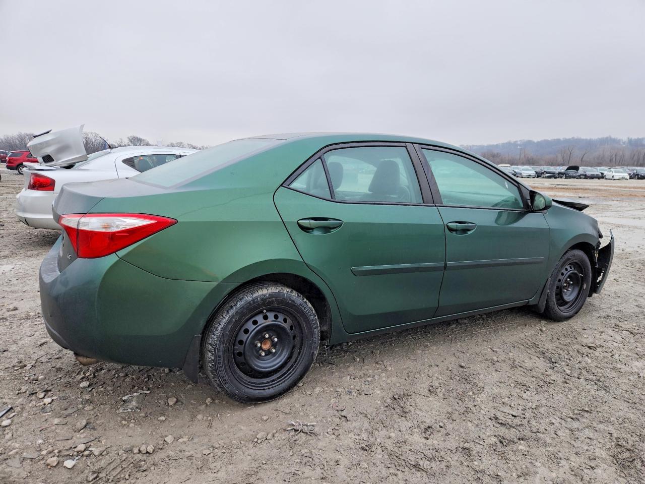 2016 TOYOTA COROLLA LE photo 5