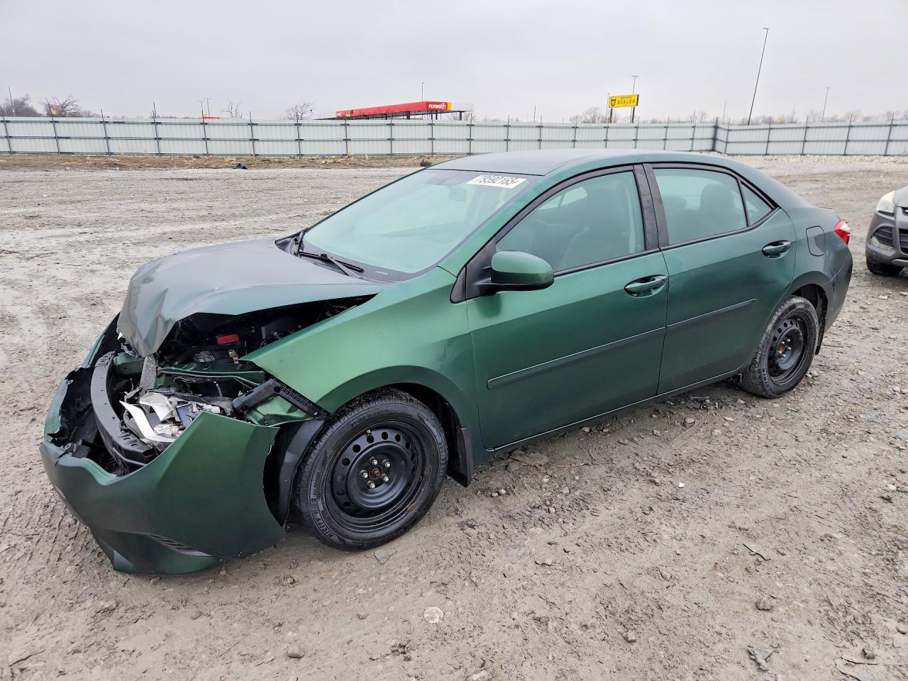 2016 TOYOTA COROLLA LE photo 2