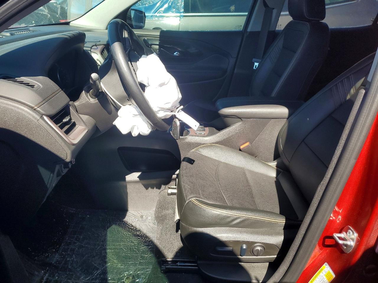 2024 GMC TERRAIN AT4 photo 7