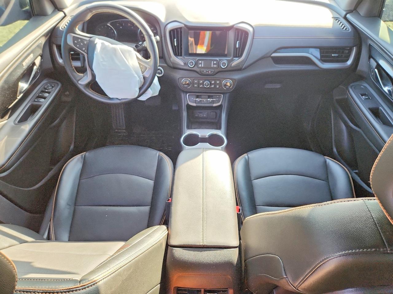 2024 GMC TERRAIN AT4 photo 8