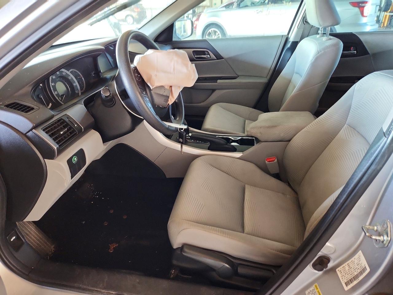 2014 HONDA ACCORD LX photo 7