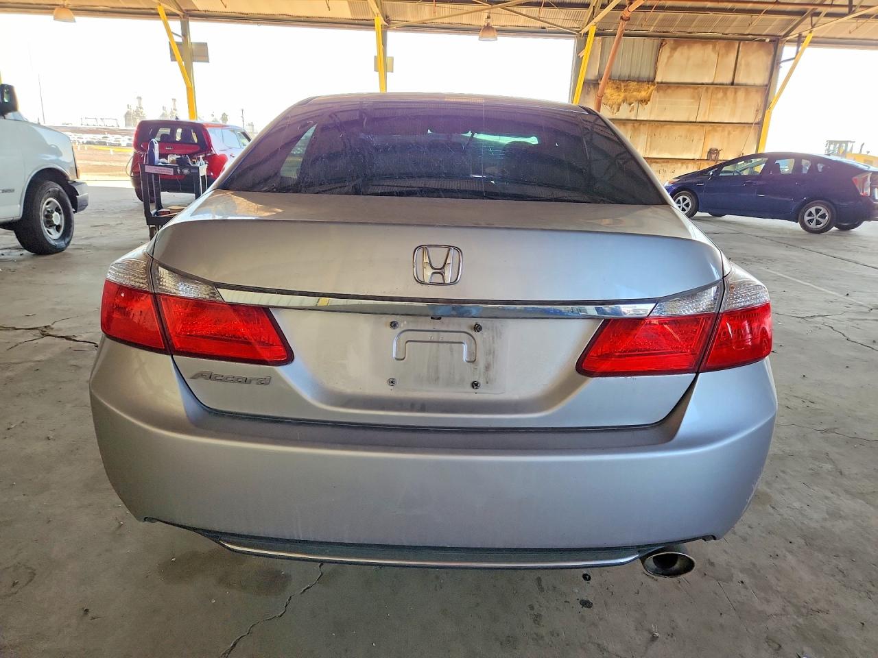 2014 HONDA ACCORD LX photo 6