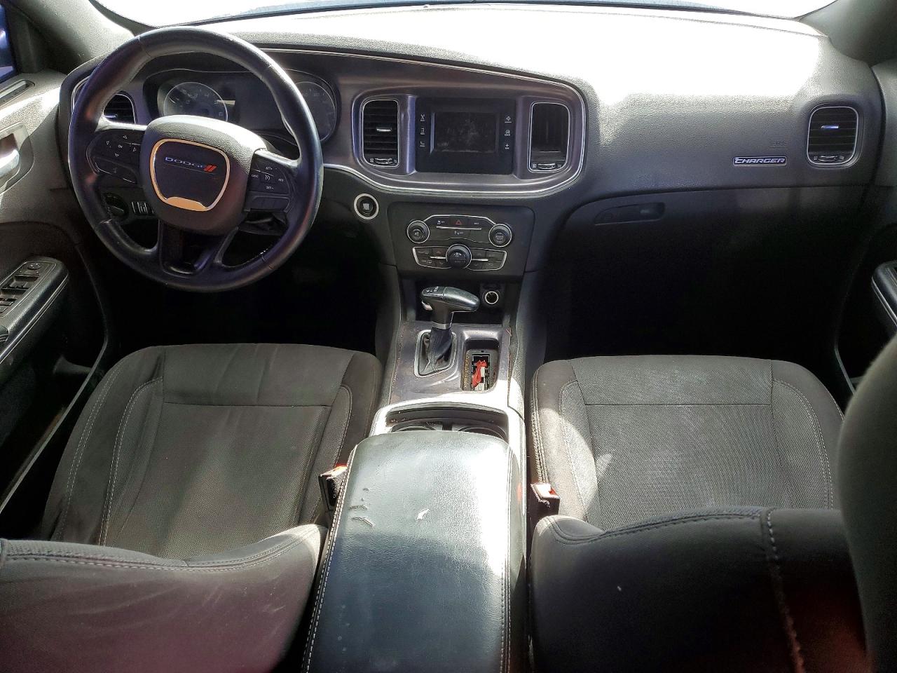 2015 DODGE CHARGER SE photo 8