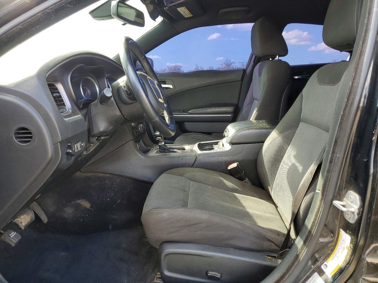 2015 DODGE CHARGER SE photo 7