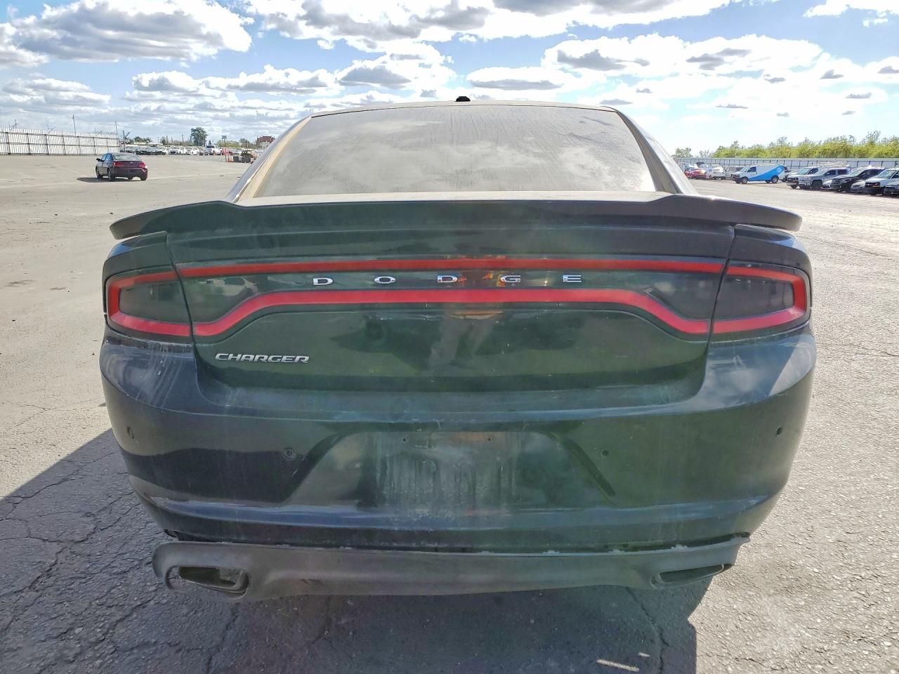 2015 DODGE CHARGER SE photo 6