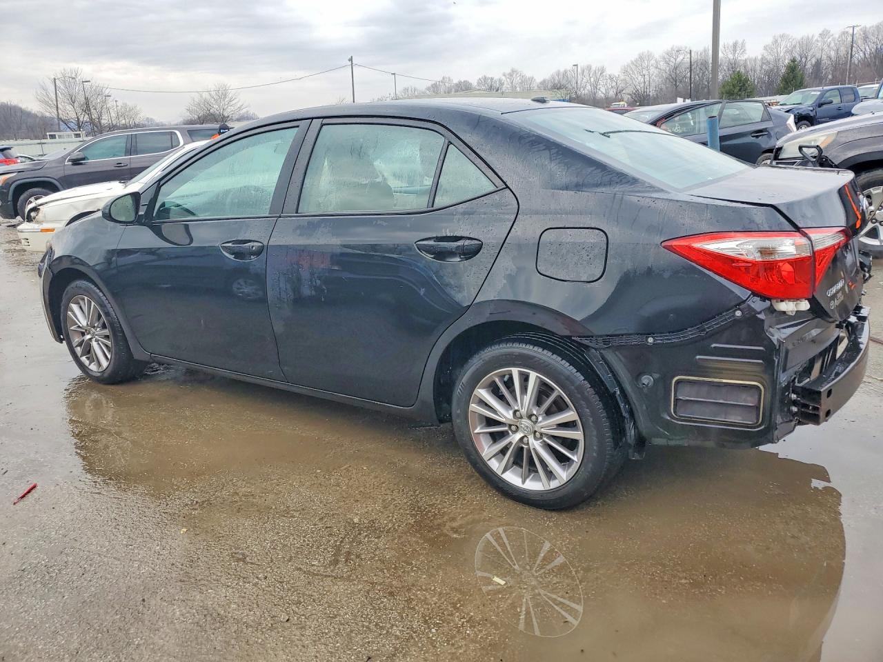 2015 TOYOTA COROLLA LE PLUS photo 3