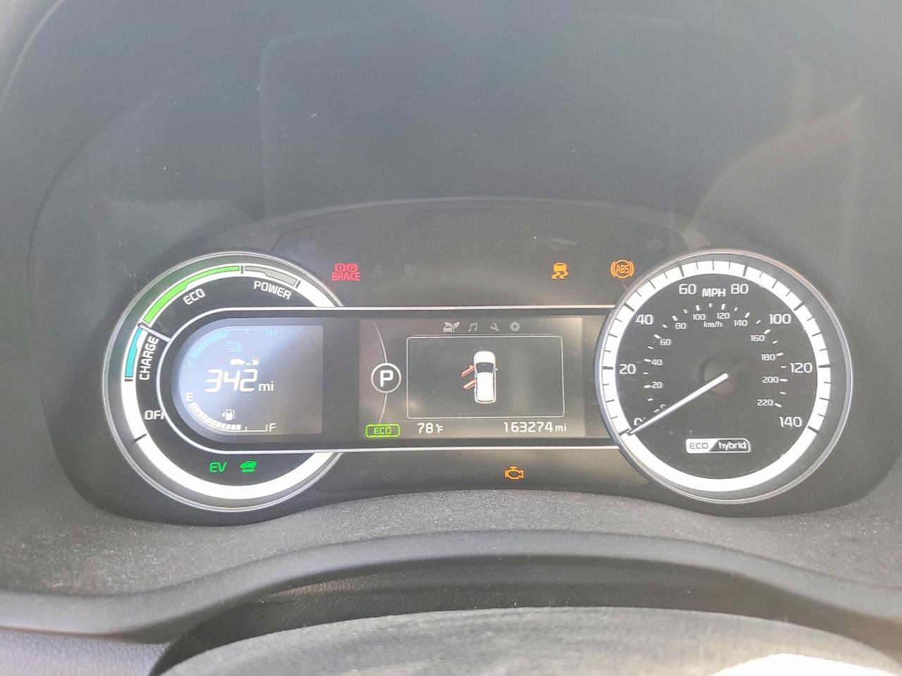 2017 KIA NIRO LX photo 17