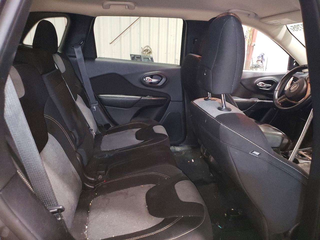 2014 JEEP CHEROKEE LATITUDE photo 11