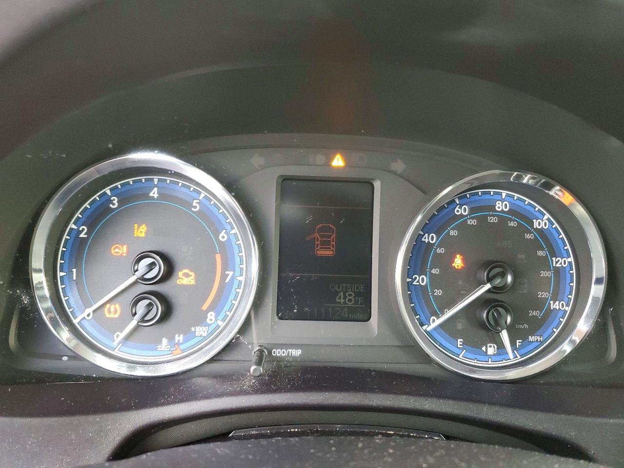 2017 TOYOTA COROLLA photo 9