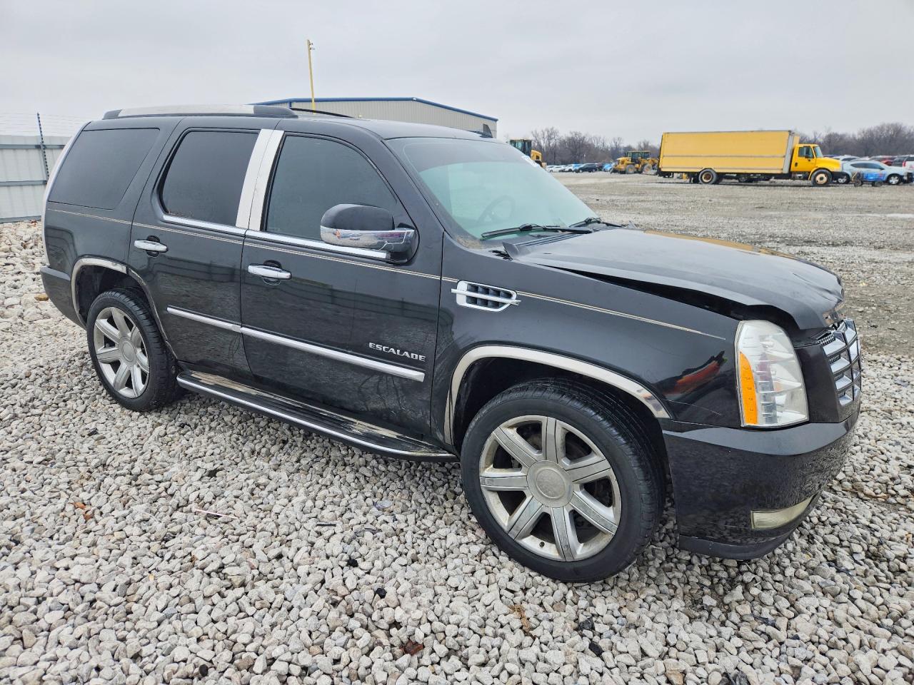 2011 CADILLAC ESCALADE LUXURY photo 7