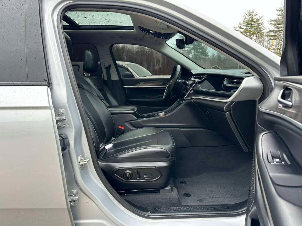 2023 JEEP GRAND CHEROKEE LIMITED 4XE photo 11
