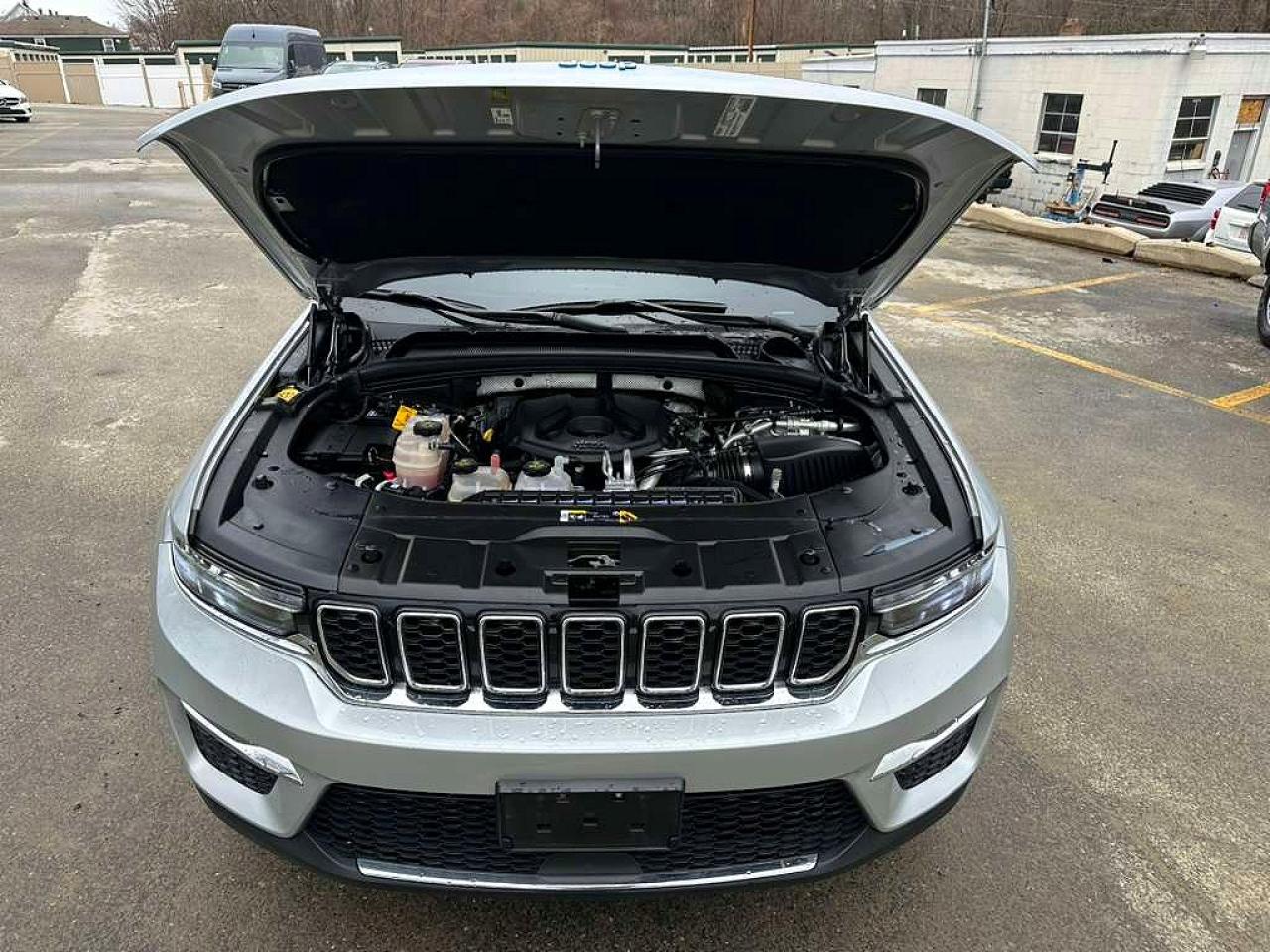 2023 JEEP GRAND CHEROKEE LIMITED 4XE photo 15
