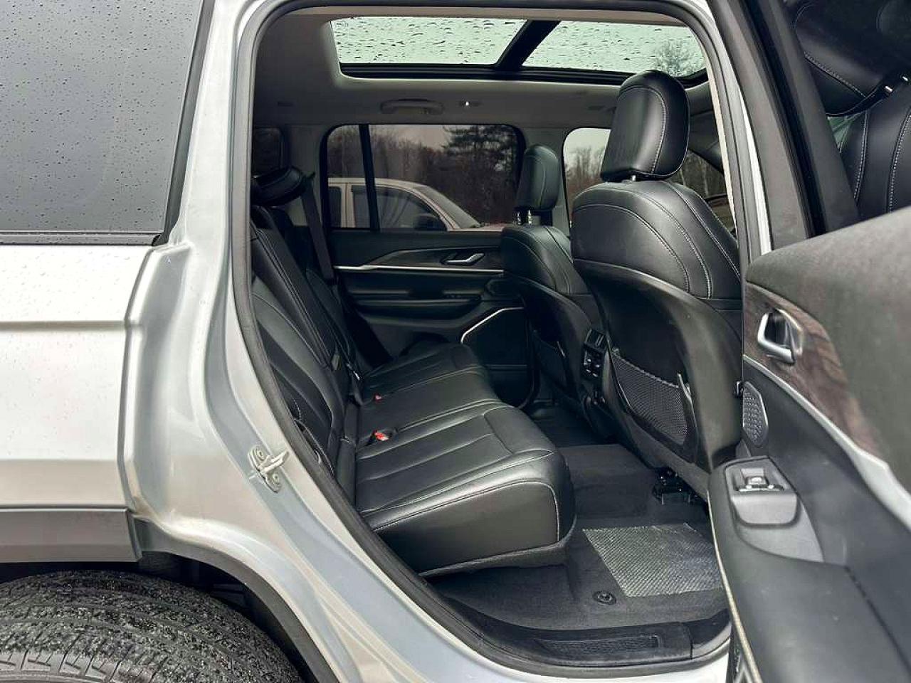 2023 JEEP GRAND CHEROKEE LIMITED 4XE photo 17