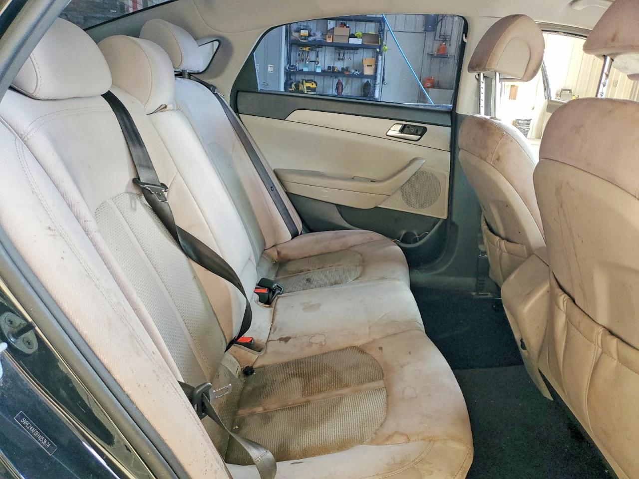 2015 HYUNDAI SONATA SE photo 19