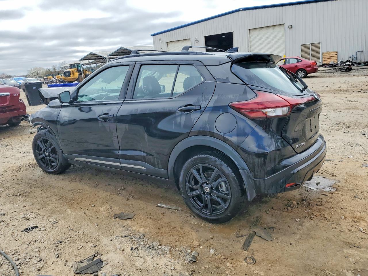 2021 NISSAN KICKS SR photo 2