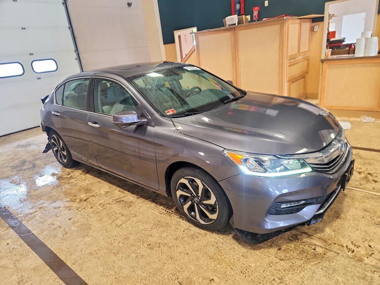 2017 HONDA ACCORD EXL photo 7