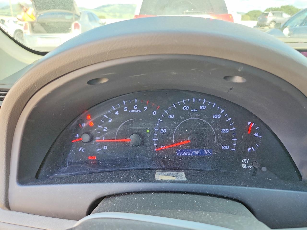 2011 TOYOTA CAMRY LE photo 9