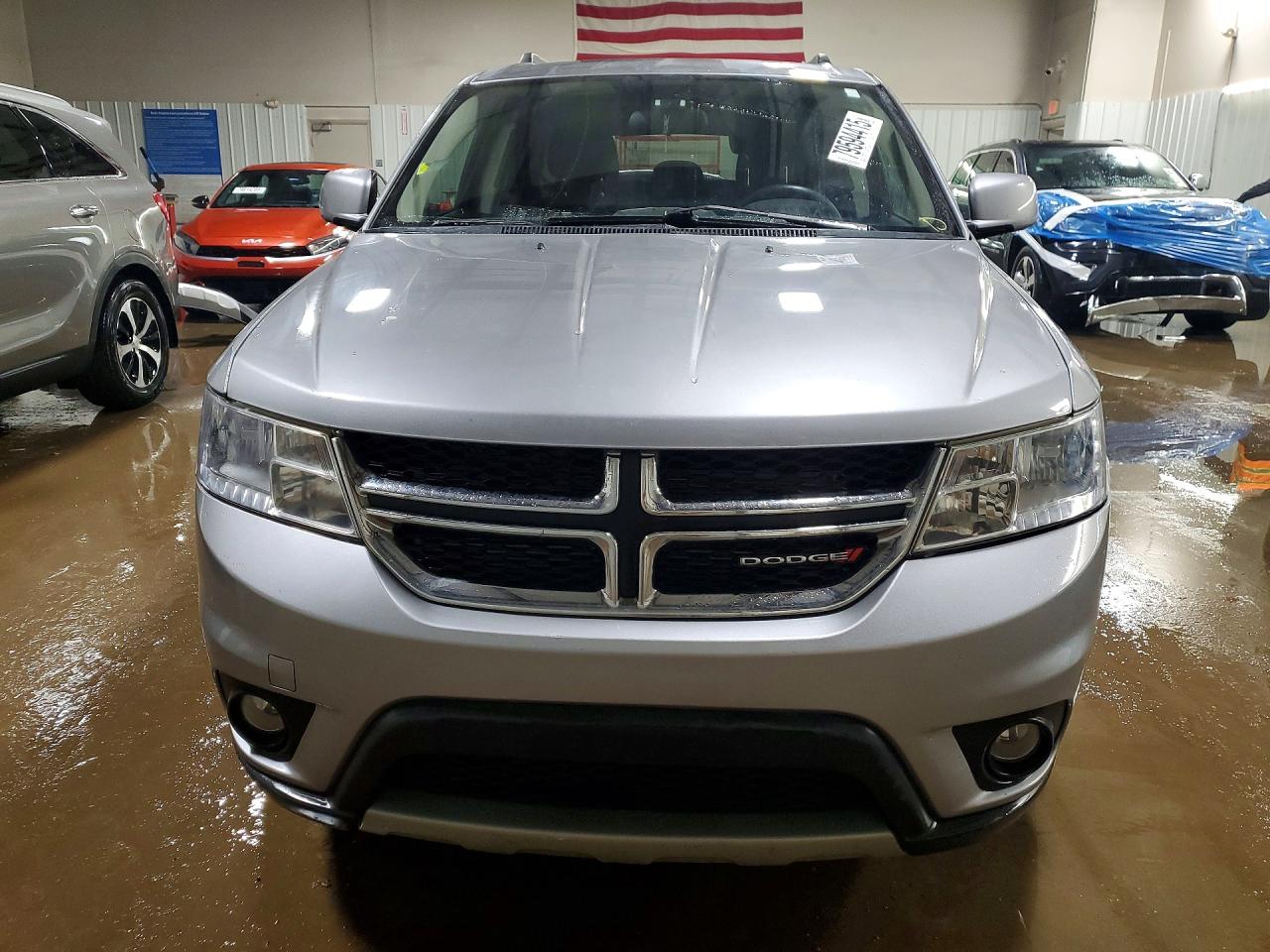 2017 DODGE JOURNEY SXT photo 9