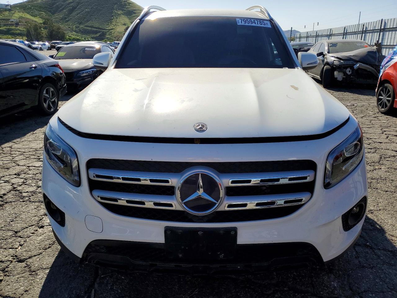 2020 MERCEDES-BENZ GLB 250 photo 9