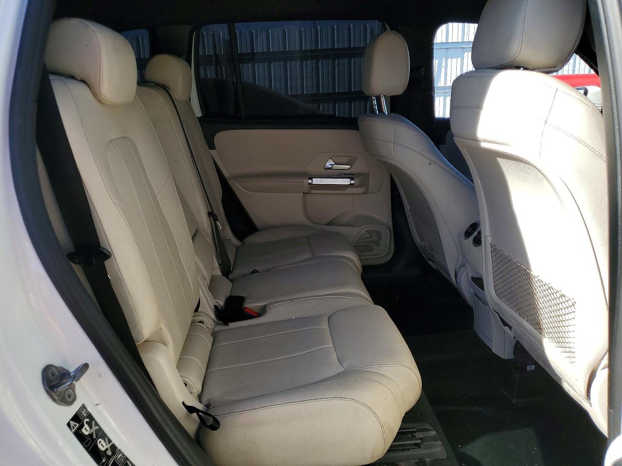 2020 MERCEDES-BENZ GLB 250 photo 21