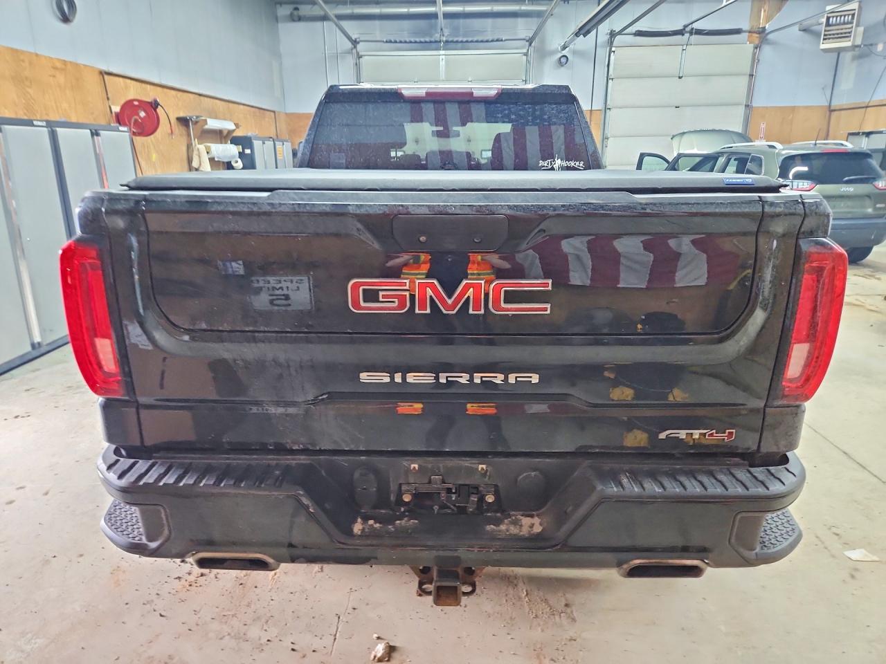 2019 GMC SIERRA K1500 AT4 photo 11