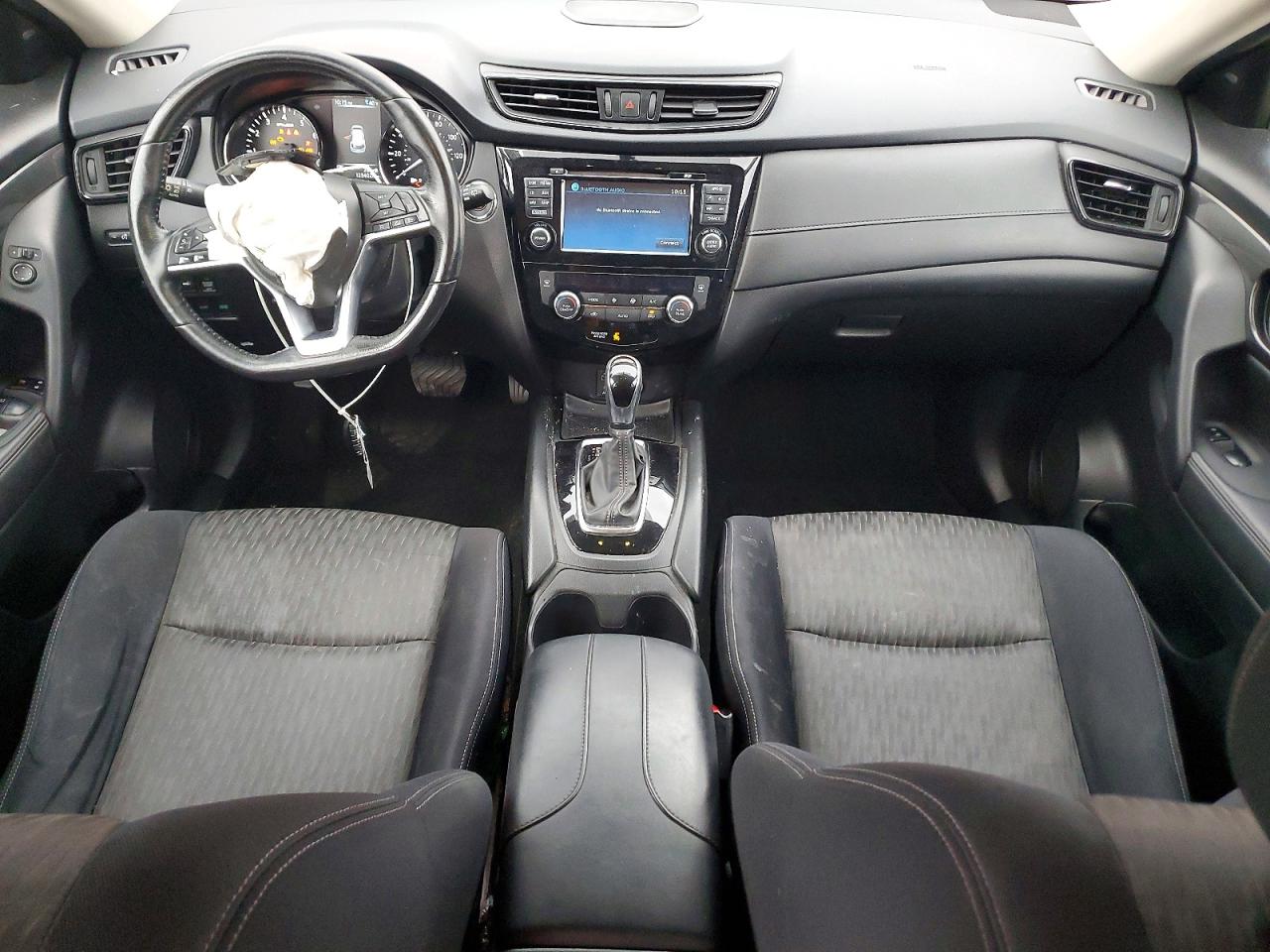 2017 NISSAN ROGUE SV photo 8