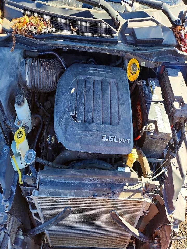 2015 DODGE GRAND CARAVAN SE photo 11