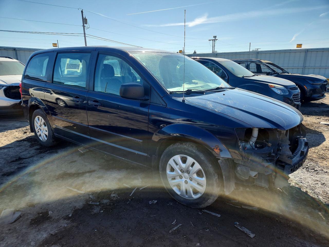 2015 DODGE GRAND CARAVAN SE photo 4