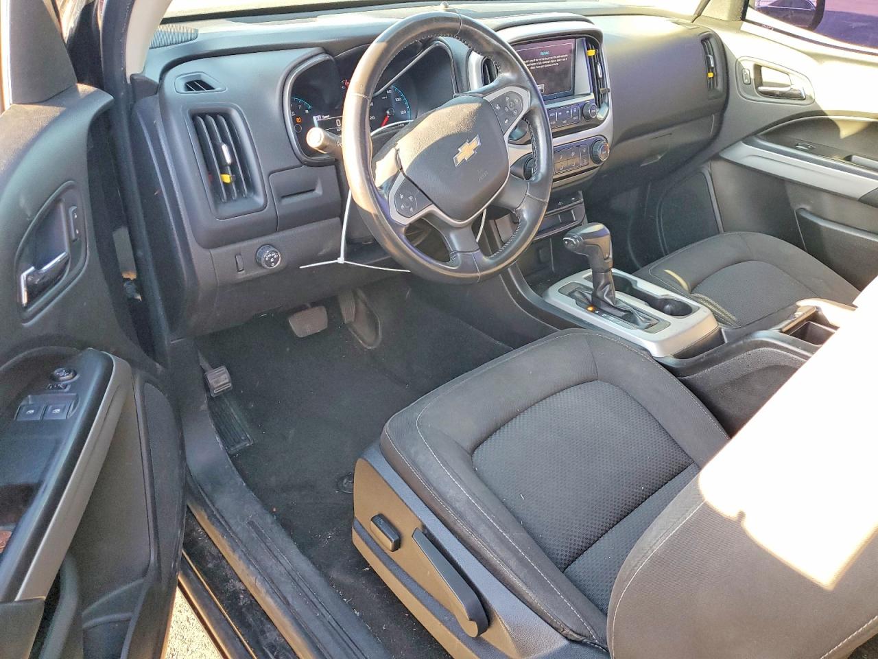 2018 CHEVROLET COLORADO LT photo 22