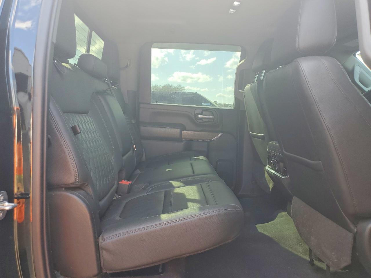 2020 GMC SIERRA K3500 DENALI photo 10