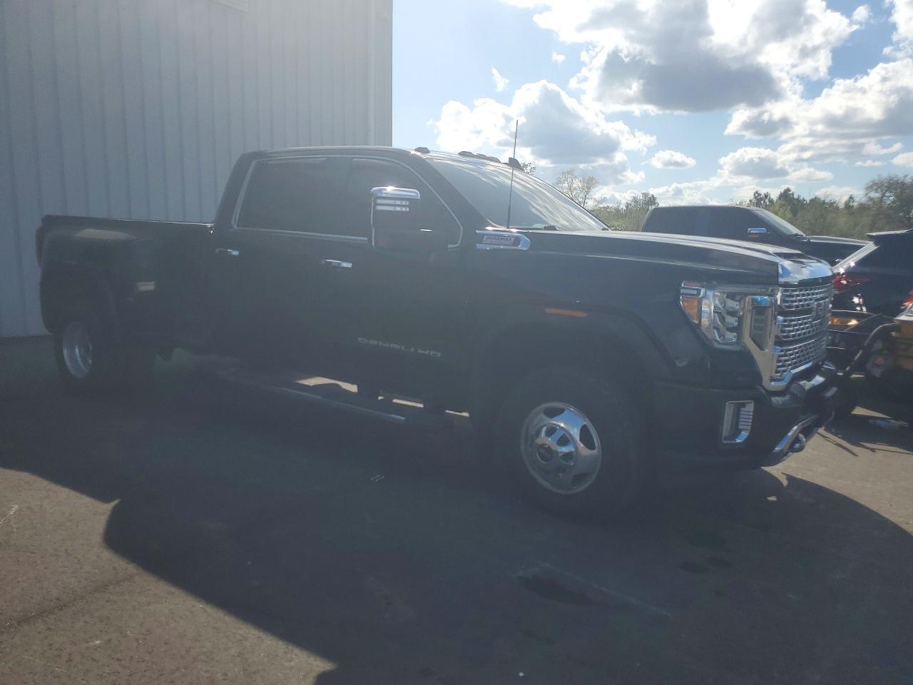 2020 GMC SIERRA K3500 DENALI photo 4