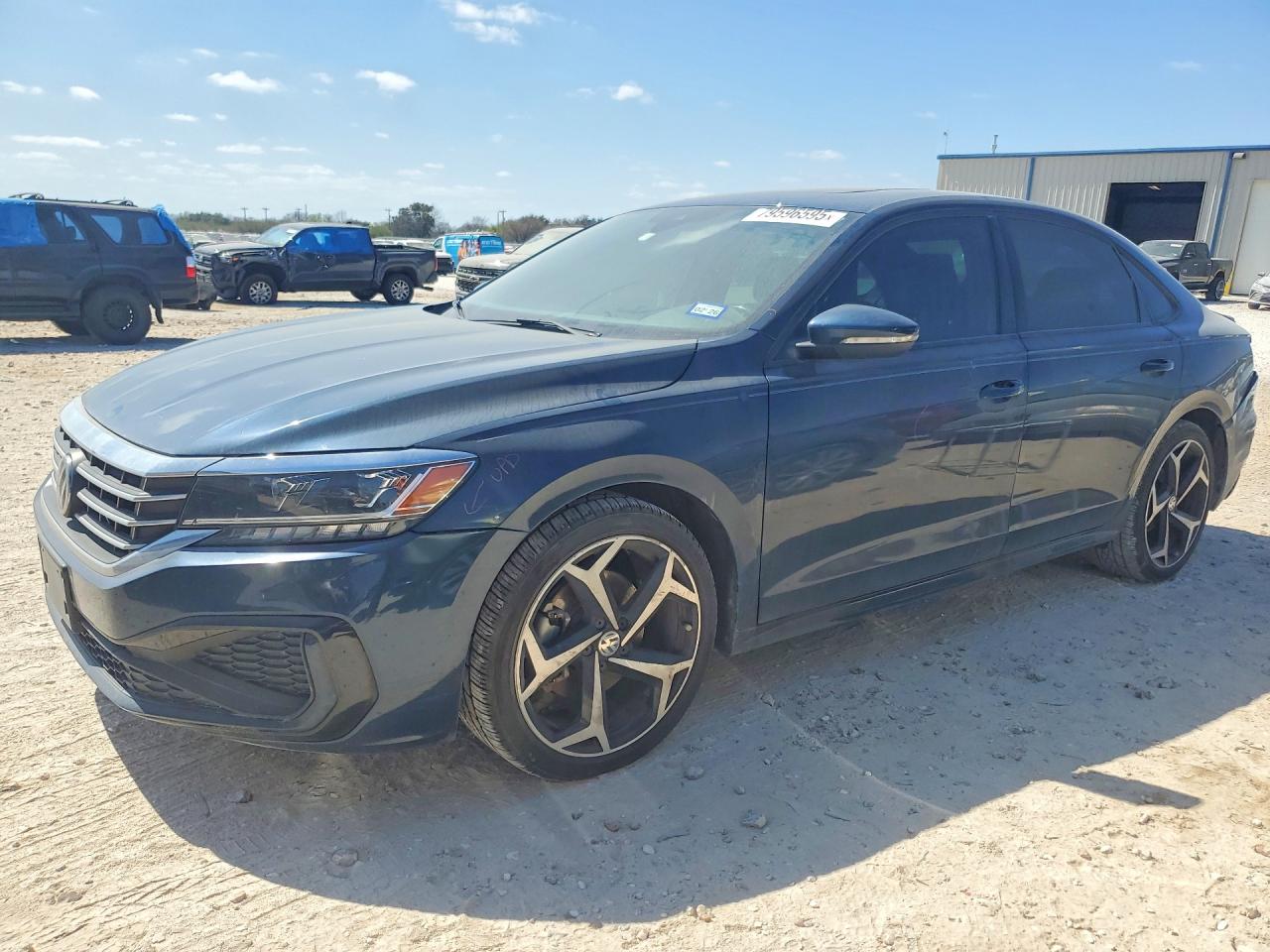 2021 VOLKSWAGEN PASSAT