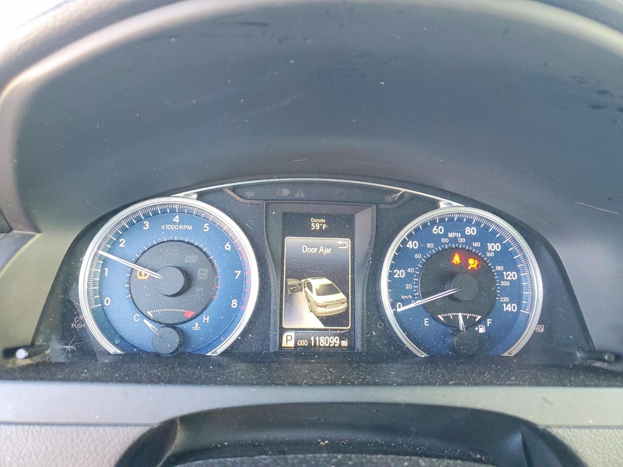 2017 TOYOTA CAMRY LE photo 17