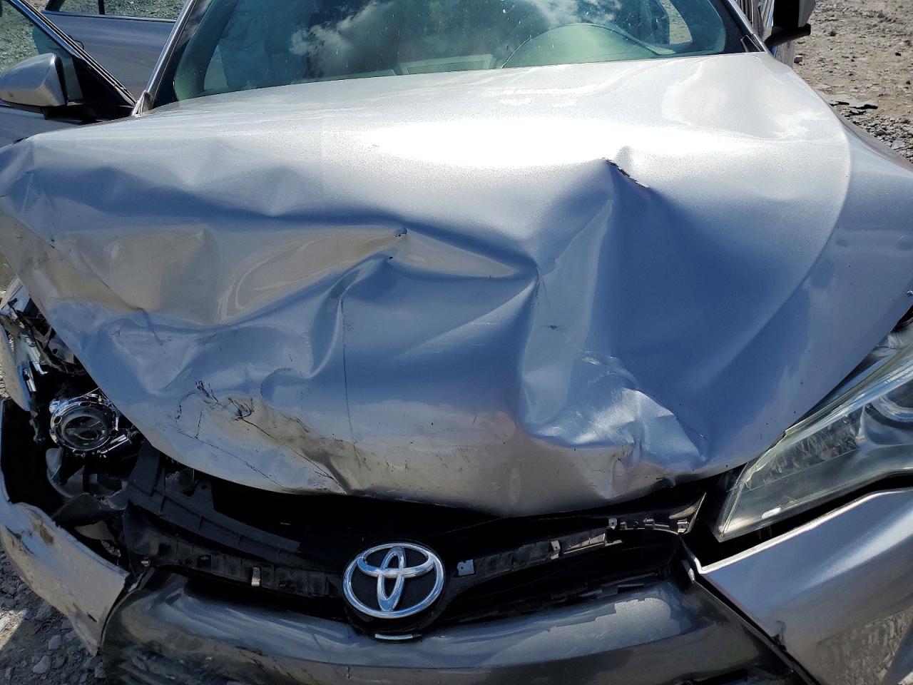 2017 TOYOTA CAMRY LE photo 21