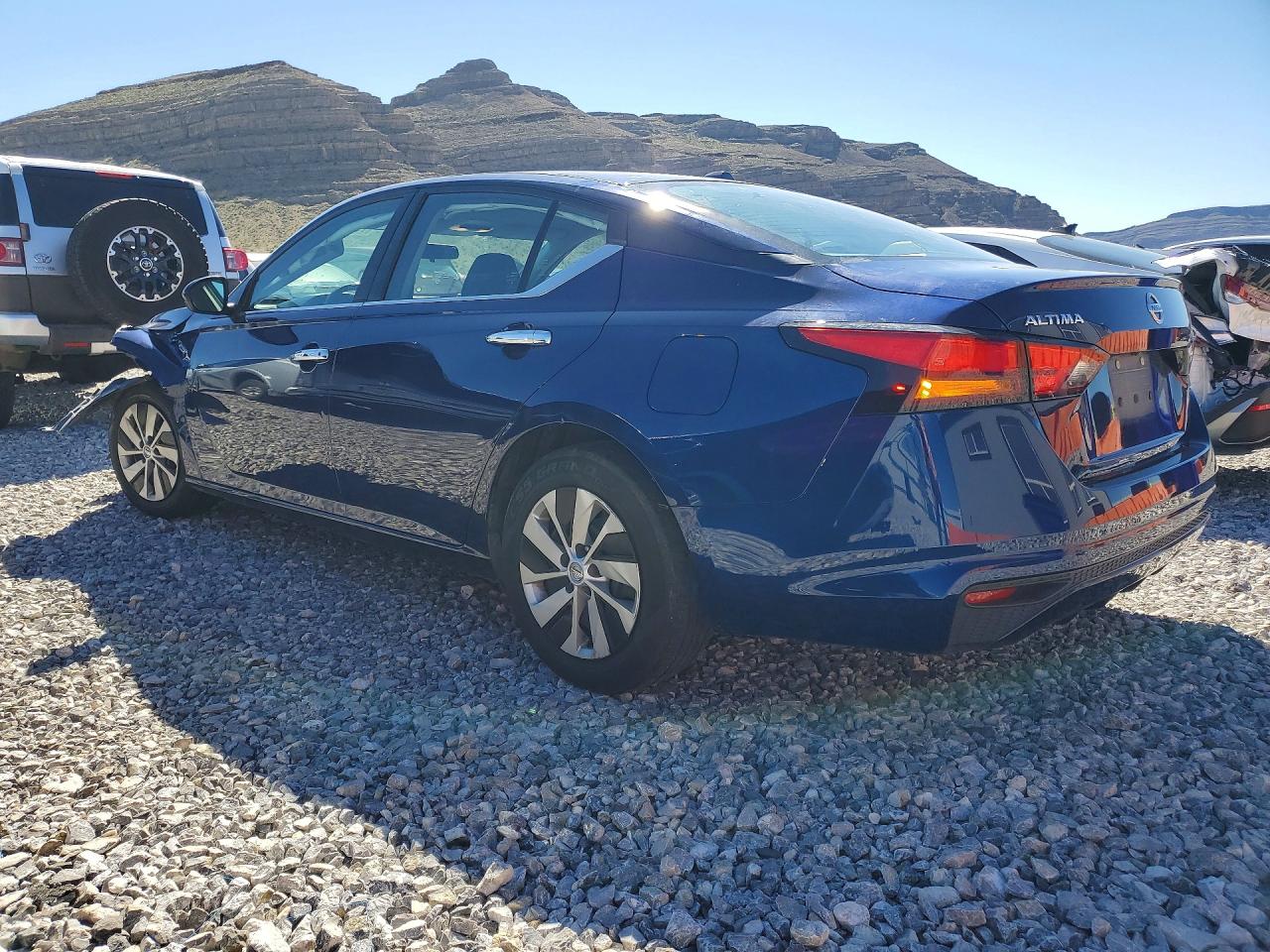 2019 NISSAN ALTIMA 2.5 S photo 3