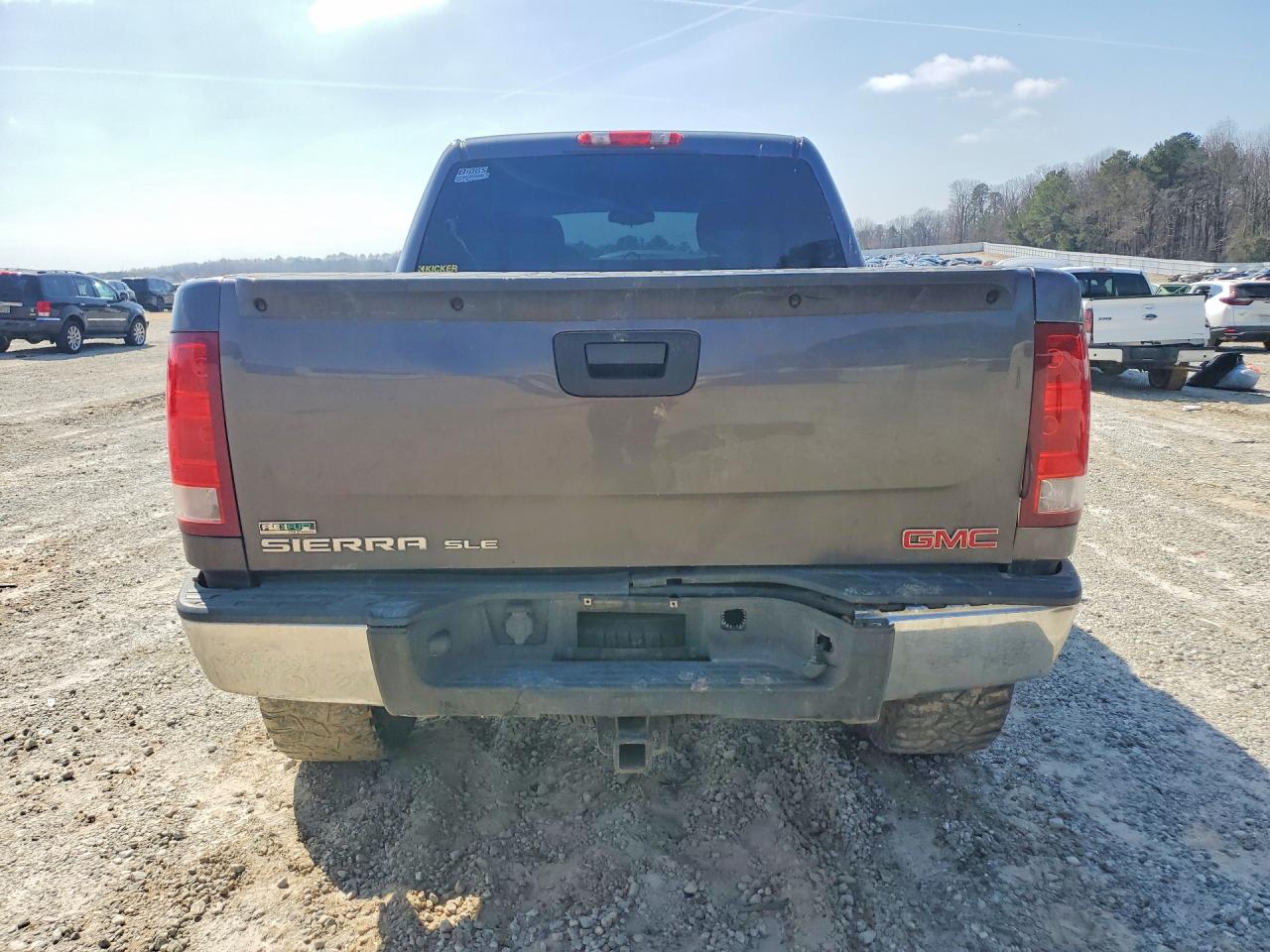 2010 GMC SIERRA K1500 SLE photo 16
